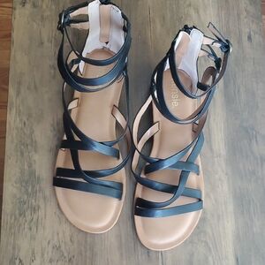 Kensie Black and Tan Gladiator Sandals